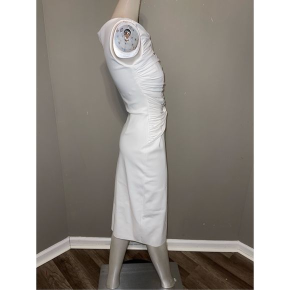 Chiara Boni La Petite Robe Audrine Sleeveless Keyhole Dress with Ruched Bodice - Picture 8 of 11